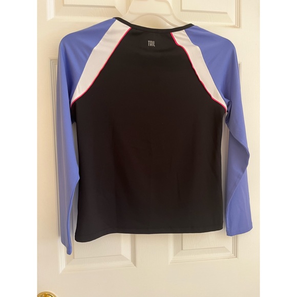 SOLD - On Another Platform!! TAIL Raglan Sleeve Golf Tennis Activewear Women Top - Picture 2 of 8